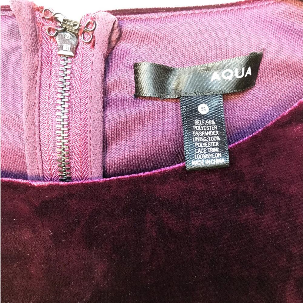 Aqua Burgundy Velvet Sheath Dress with Bell Sleeves and Lace Trim size S - Picture 2 of 9